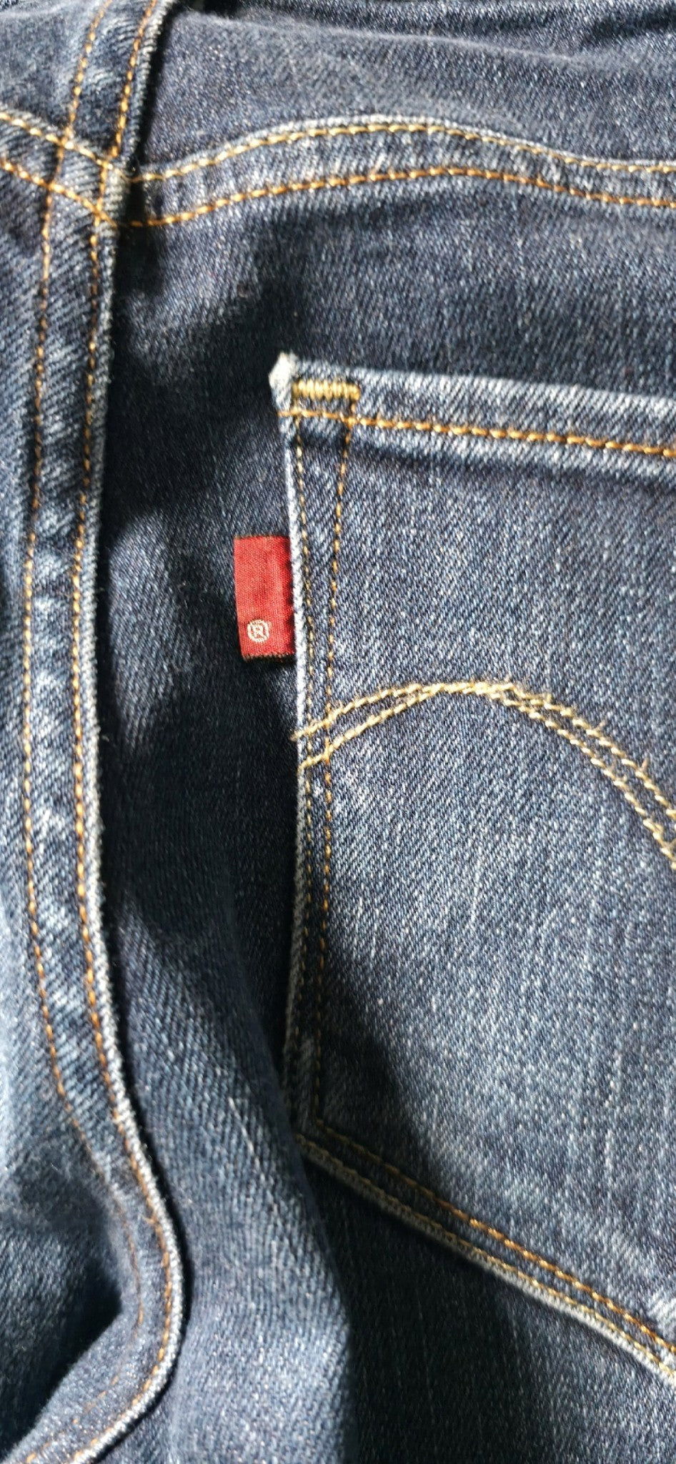 Dunkel Blaue Levi´s Jeans Hose