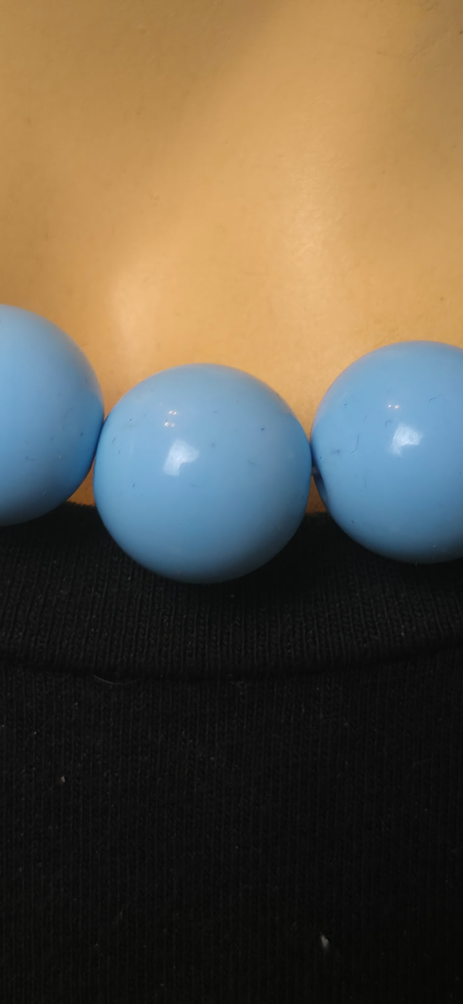 Chunky Perlenhalskette in Hellblau – minimalistisch & trendy
