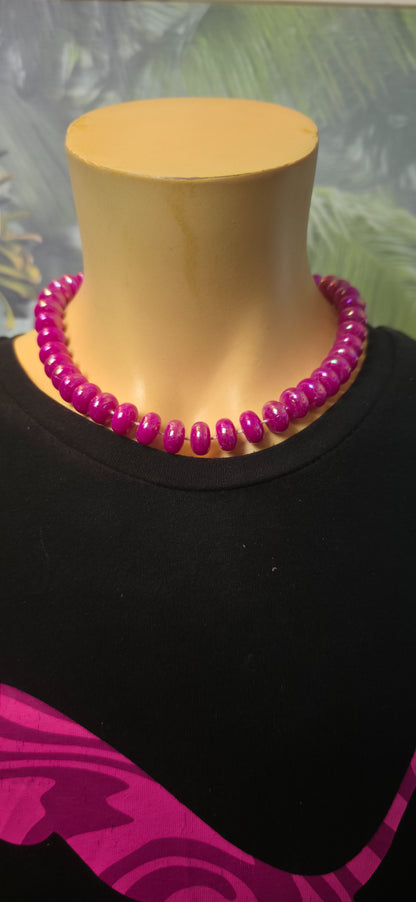 Perlenhalskette in Pink/Fuchsia – trendy & auffällig