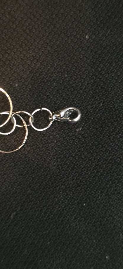 Lange Statement Armband mit Ringen in Silber – edgy & modern