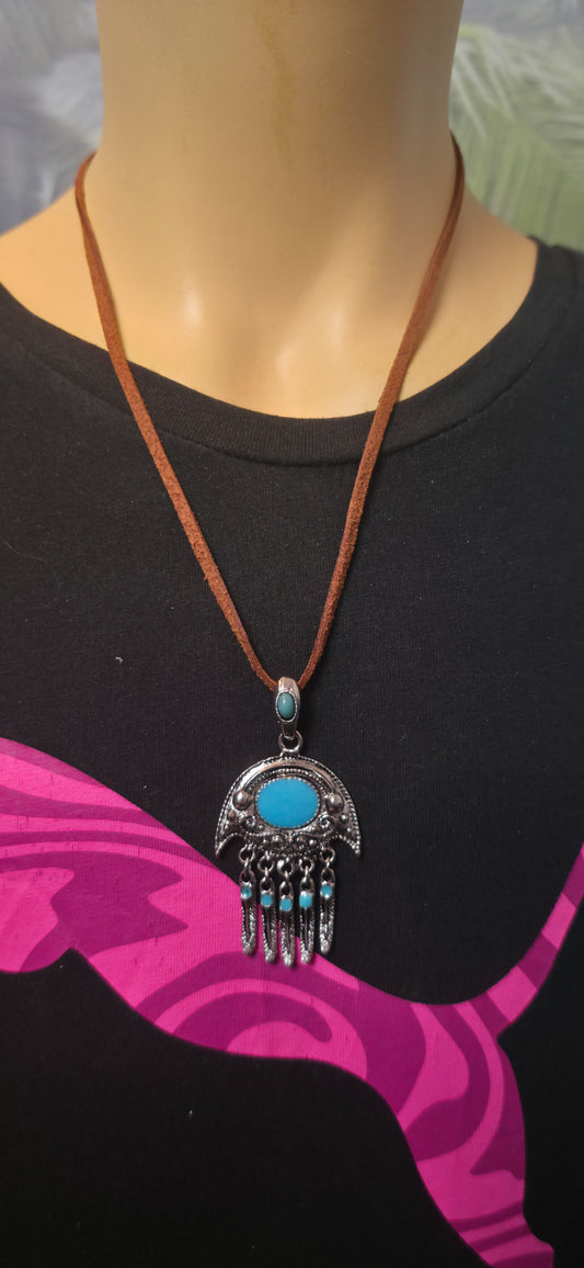 Boho Halskette mit türkisfarbenem Ornament Anhänger – Vintage Ethno Look
