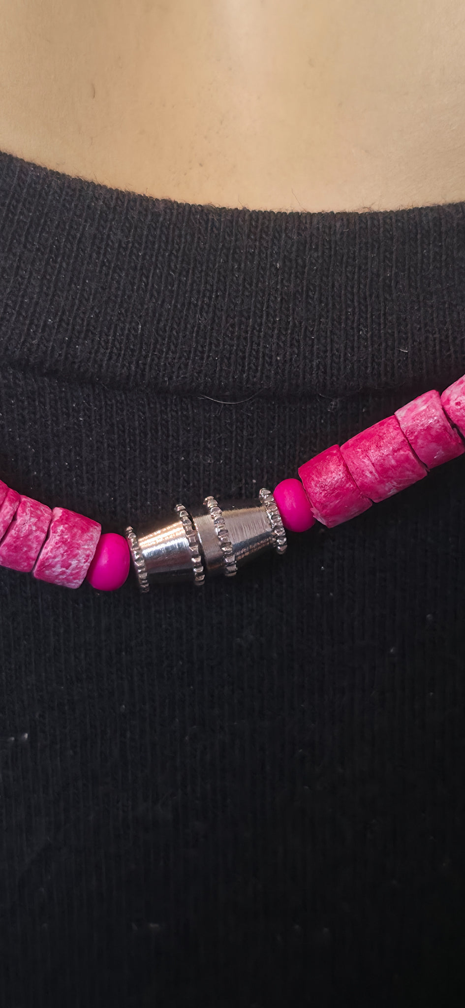 Pink Perlenhalskette – auffällig & trendy Statement Schmuck