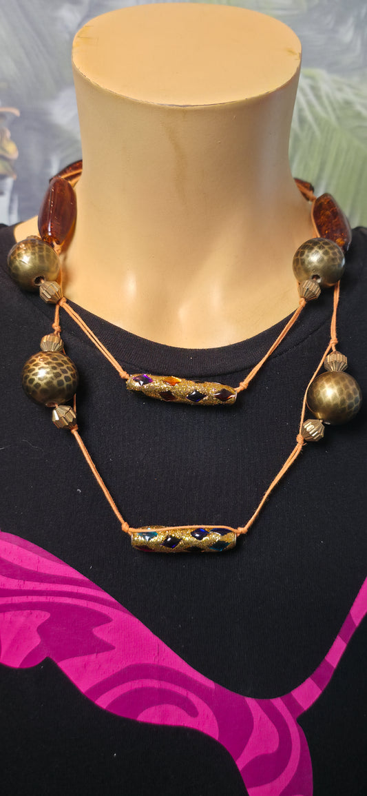 Boho Statement Halskette mit großen Perlen – Vintage & einzigartig