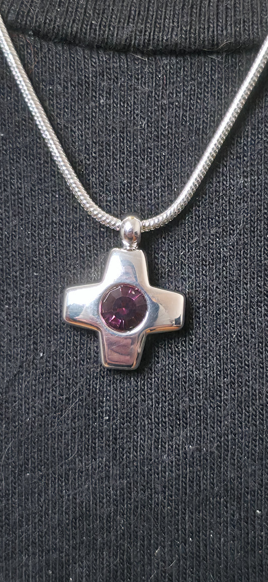 Feine Silber Halskette mit Kreuz Anhänger & blauem Stein – minimalistischer Stil