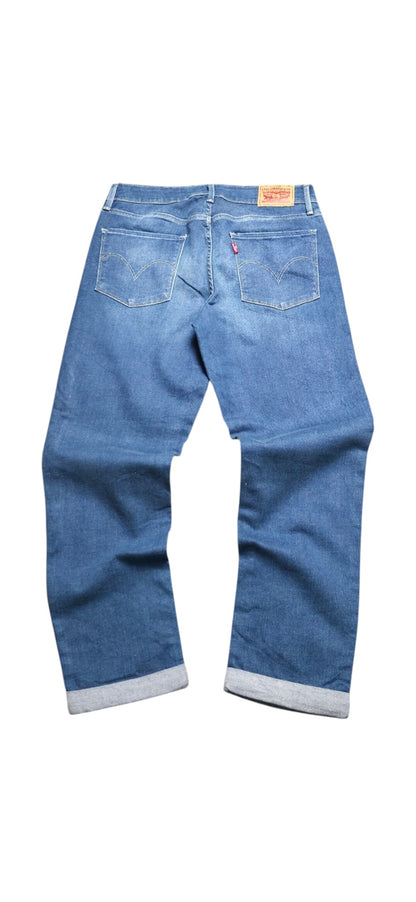 Hellblaue Jeanshose Levis